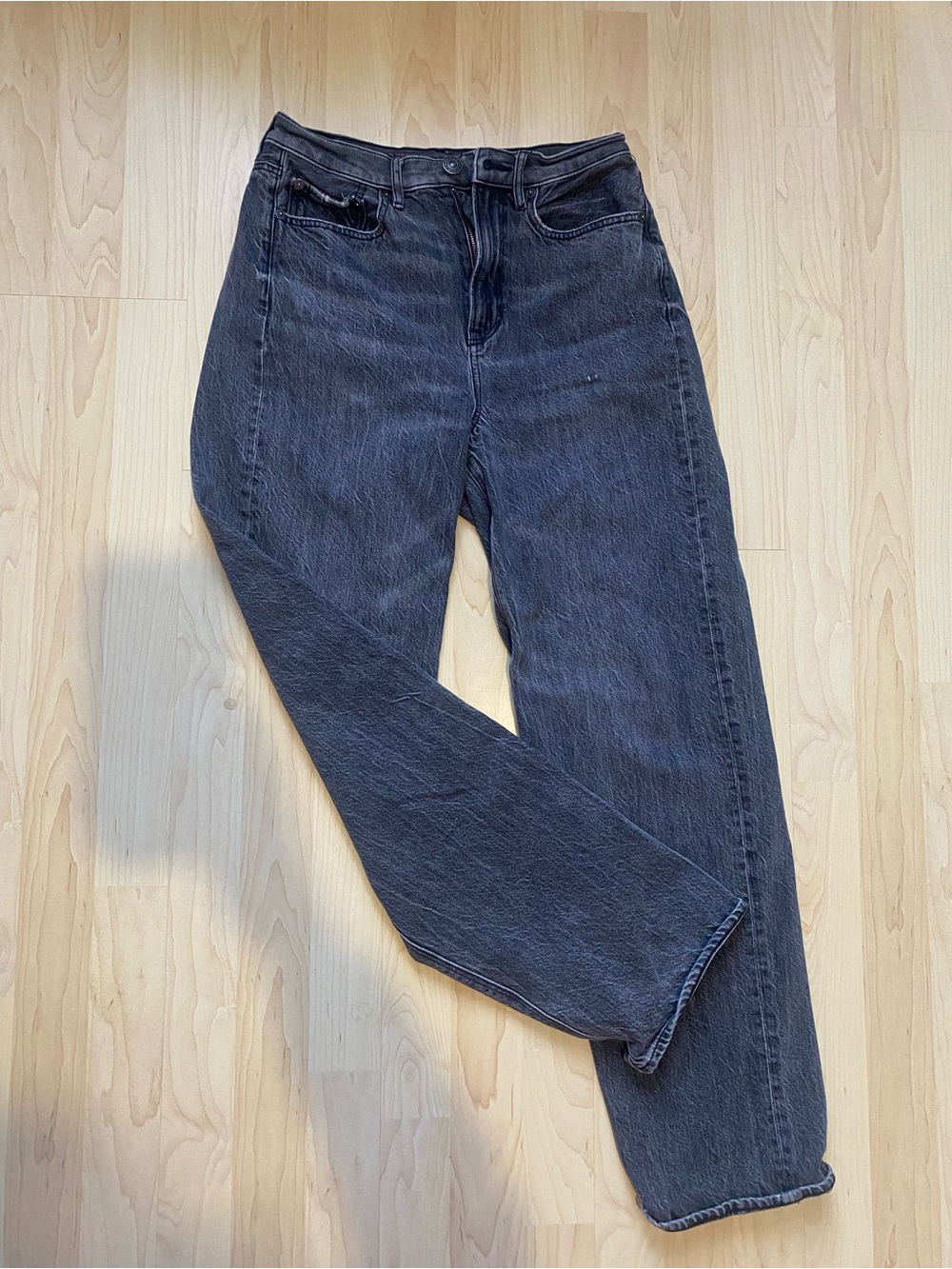 American Eagle Outfitters High Waisted Straight Leg Baggy Jean